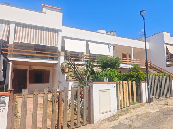 appartamento in vendita a Montalto di Castro in zona Montalto Marina
