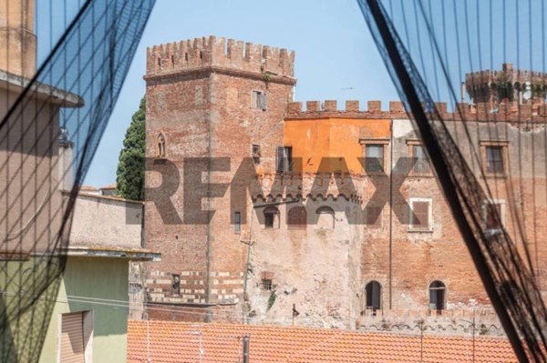casa indipendente in vendita a Montalto di Castro