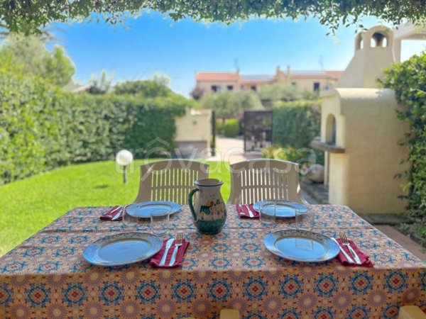 casa indipendente in vendita a Montalto di Castro