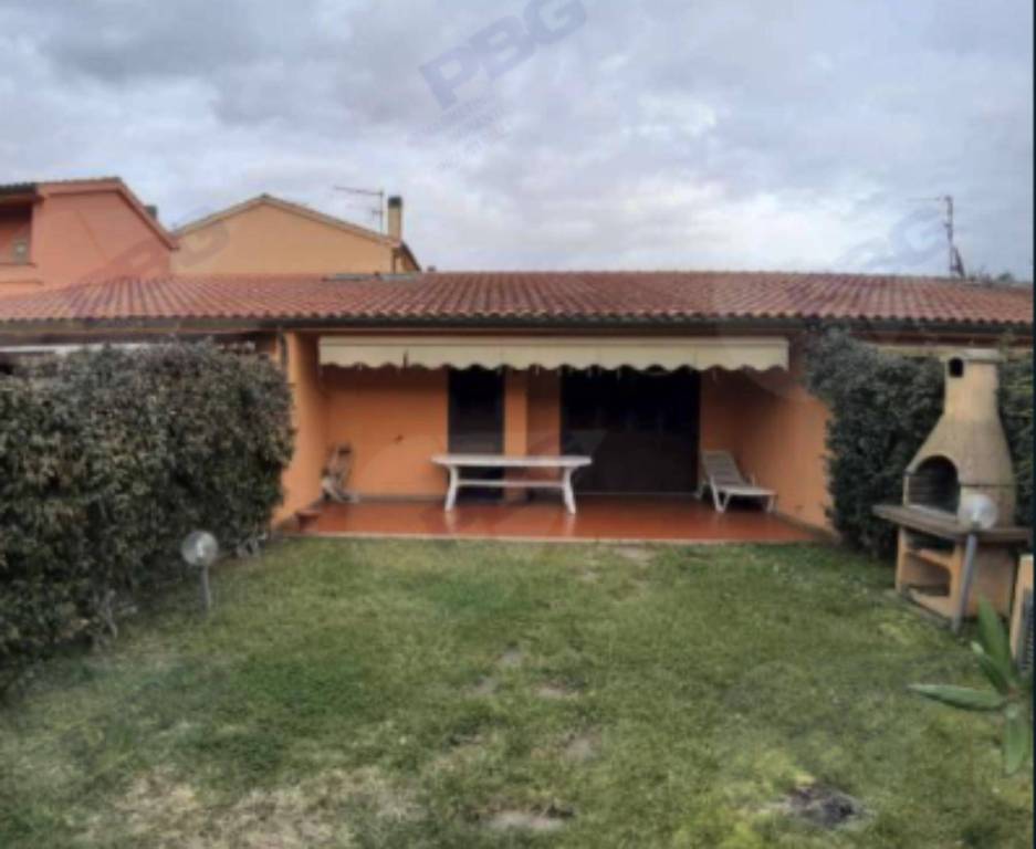 appartamento in vendita a Montalto di Castro