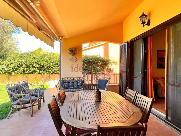 casa indipendente in vendita a Montalto di Castro