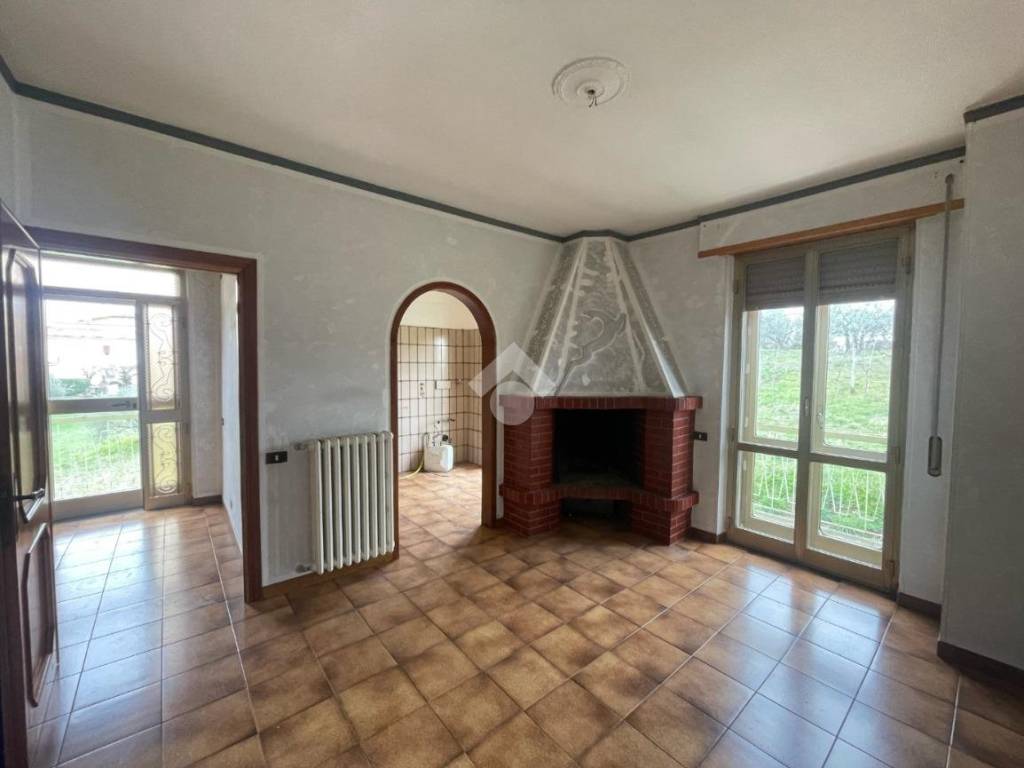 casa indipendente in vendita a Montefiascone