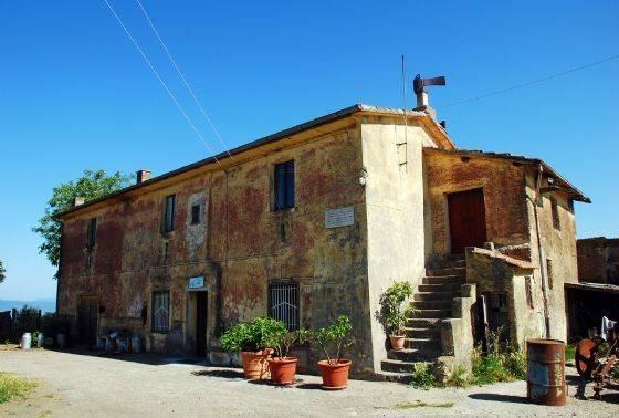 casa indipendente in vendita a Montefiascone