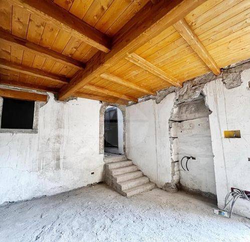 casa indipendente in vendita a Montefiascone