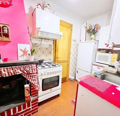 casa indipendente in vendita a Montefiascone