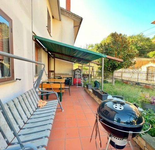 casa indipendente in vendita a Montefiascone