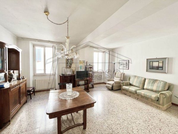 casa indipendente in vendita a Montefiascone