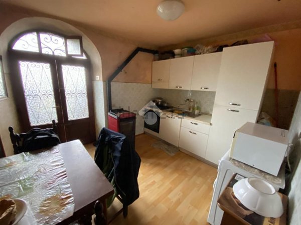casa indipendente in vendita a Montefiascone in zona Cipollone