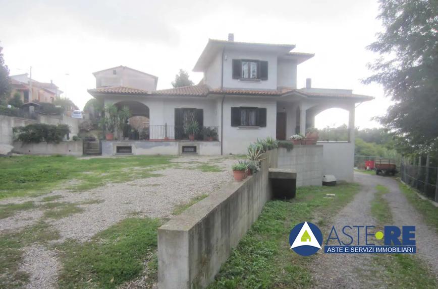 appartamento in vendita a Montefiascone in zona Zepponami