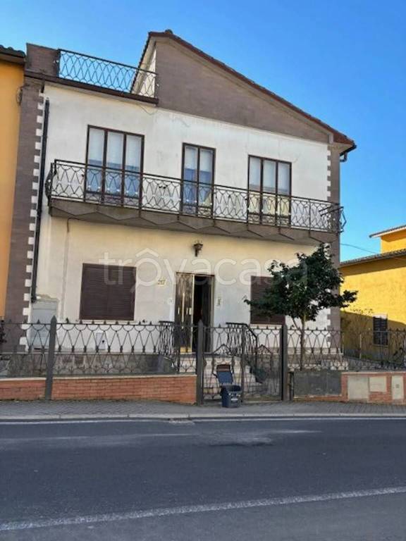 appartamento in vendita a Montefiascone