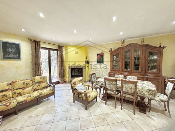 casa indipendente in vendita a Montefiascone