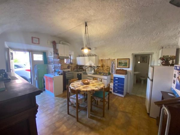 appartamento in vendita a Montefiascone in zona Zepponami