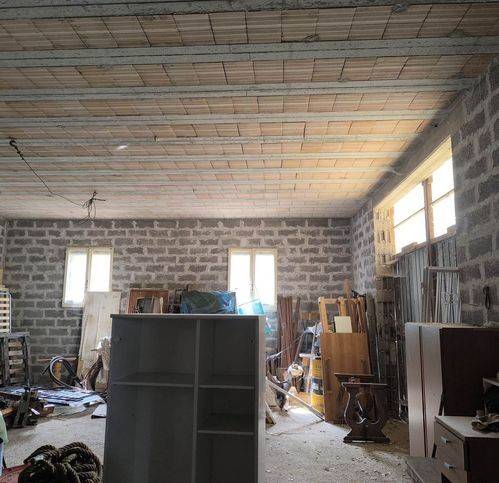 locale commerciale in vendita a Montefiascone