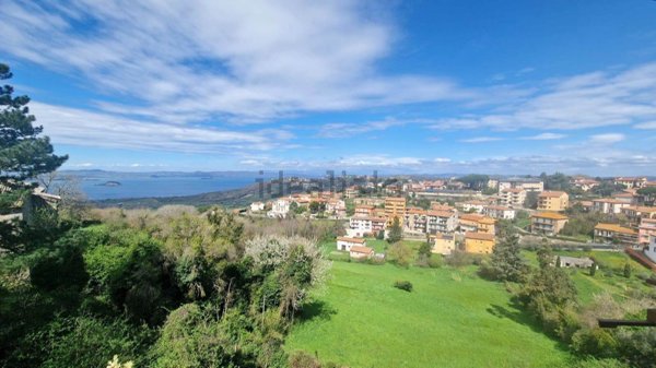 appartamento in vendita a Montefiascone