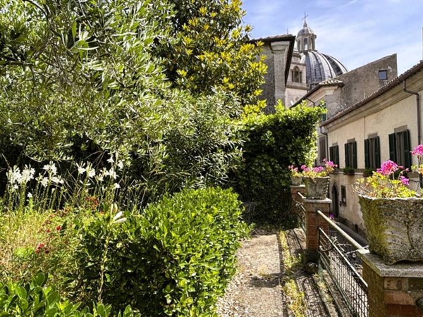 appartamento in vendita a Montefiascone