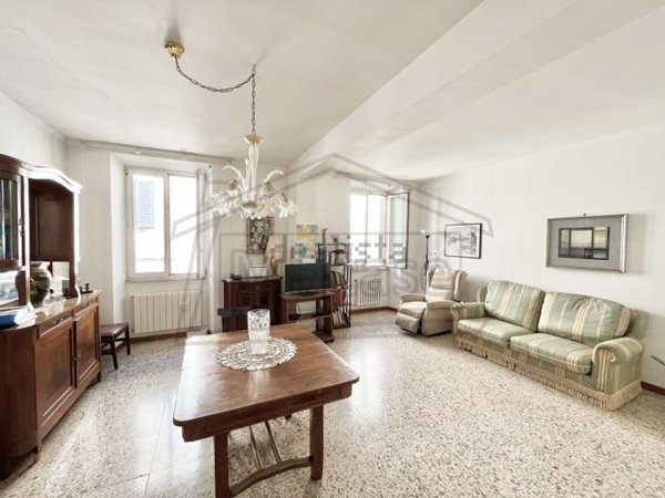 casa semindipendente in vendita a Montefiascone