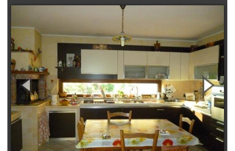 casa indipendente in vendita a Montefiascone