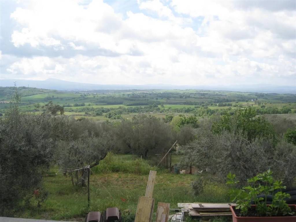 casa indipendente in vendita a Montefiascone