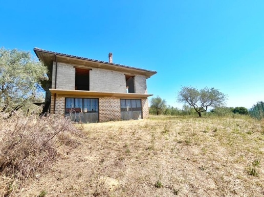 casa indipendente in vendita a Montefiascone in zona Cipollone