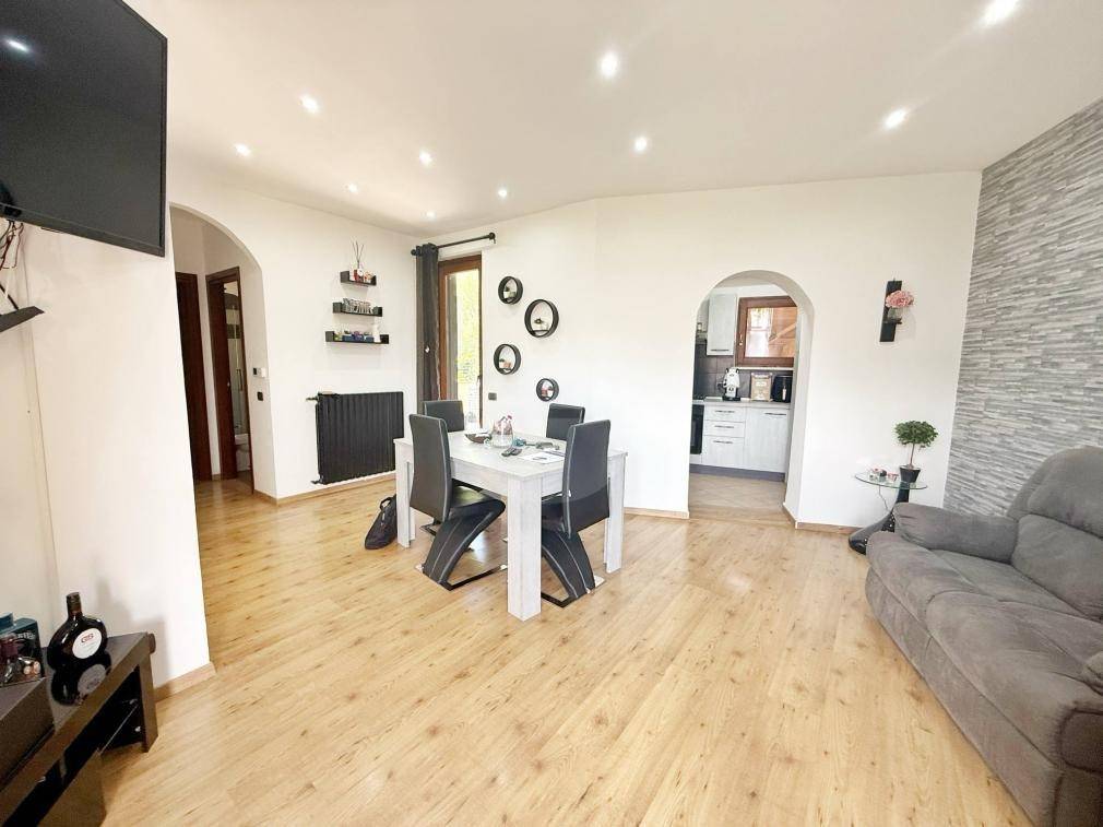 casa indipendente in vendita a Montefiascone