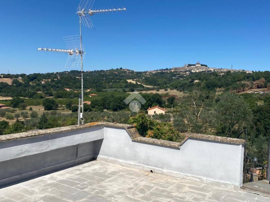 casa indipendente in vendita a Montefiascone in zona Zepponami