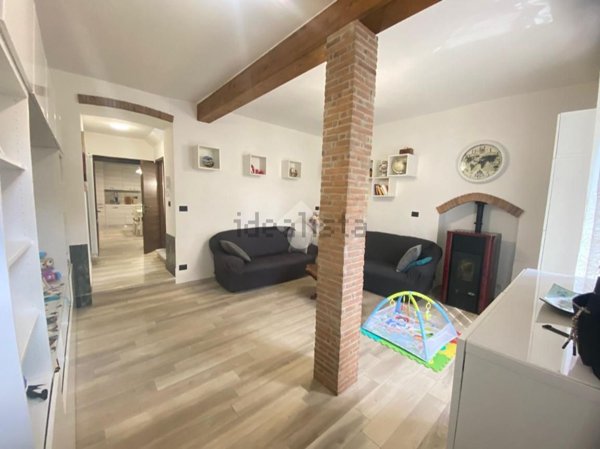 casa indipendente in vendita a Montefiascone