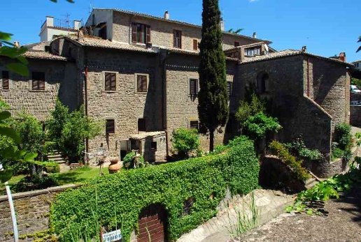 casa indipendente in vendita a Montefiascone