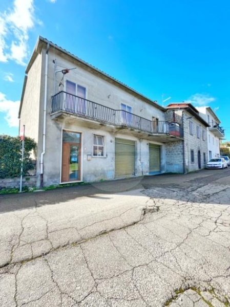 casa indipendente in vendita a Montefiascone