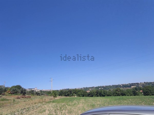 casa indipendente in vendita a Montefiascone