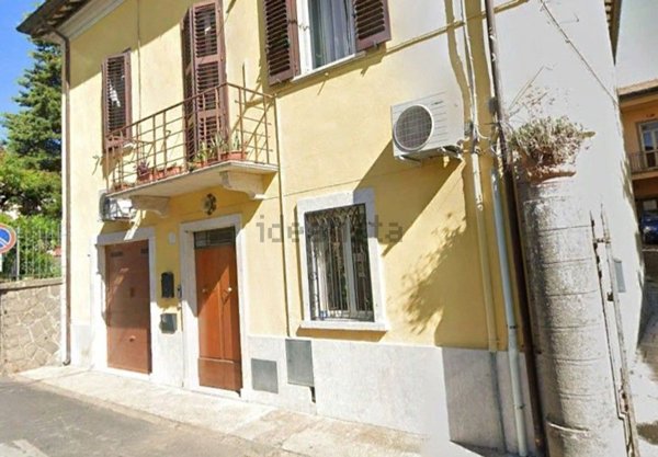 casa indipendente in vendita a Montefiascone