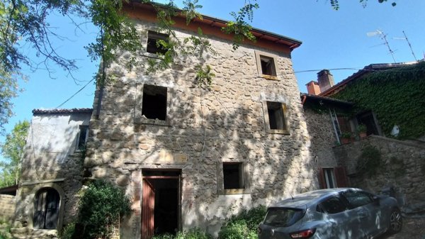 casa indipendente in vendita a Montefiascone