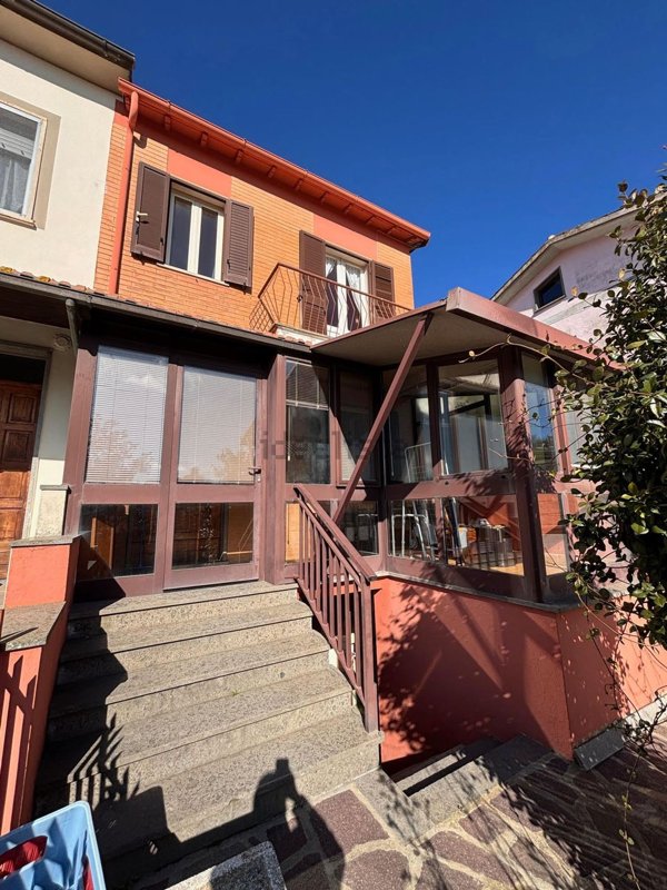 casa indipendente in vendita a Montefiascone