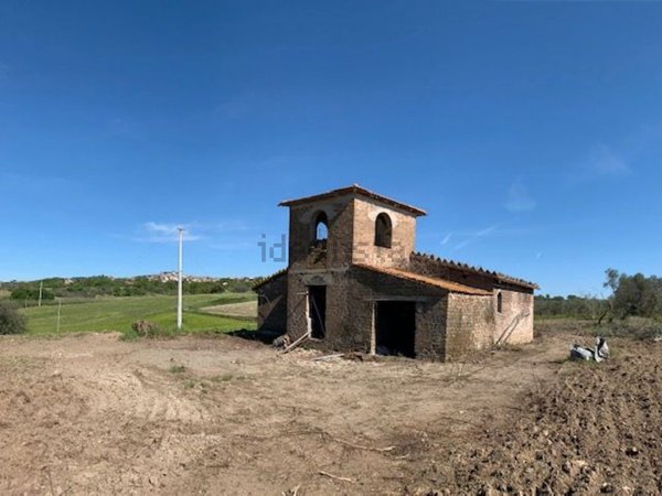 casale in vendita a Montefiascone