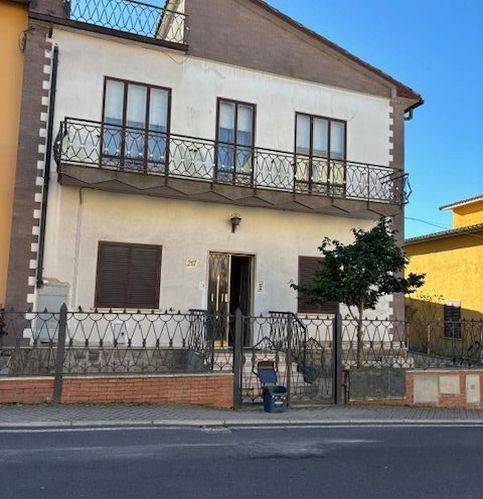 appartamento in vendita a Montefiascone