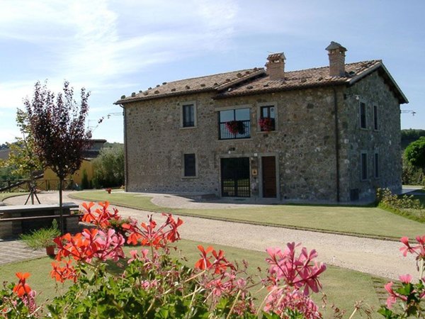 casale in vendita a Montefiascone