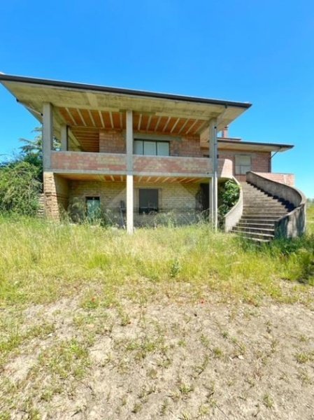 casa indipendente in vendita a Montefiascone