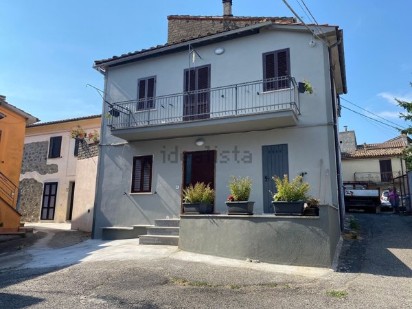 appartamento in vendita a Montefiascone in zona Zepponami