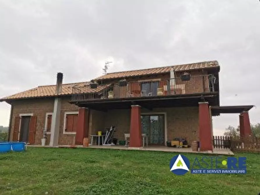 casa indipendente in vendita a Montefiascone