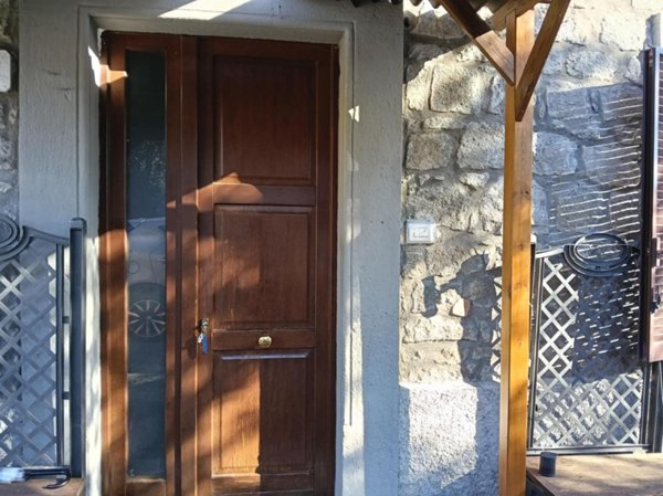 casa indipendente in vendita a Montefiascone