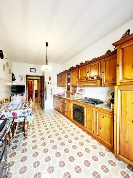 casa indipendente in vendita a Montefiascone