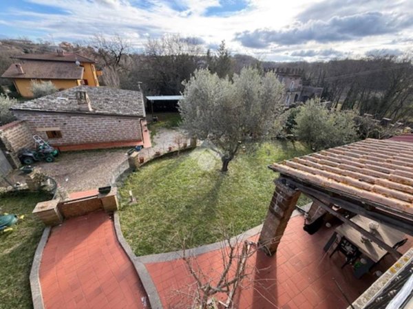 casa indipendente in vendita a Montefiascone in zona Capobianco