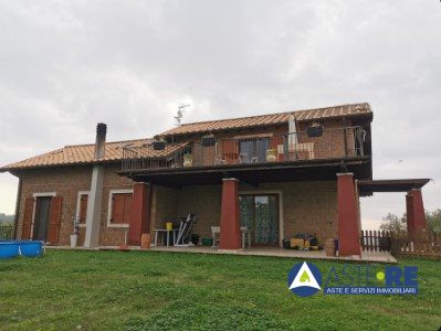 casa indipendente in vendita a Montefiascone in zona Mentuccia