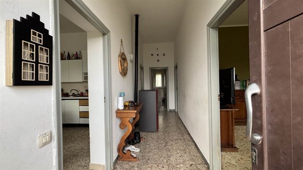 casa indipendente in vendita a Montefiascone