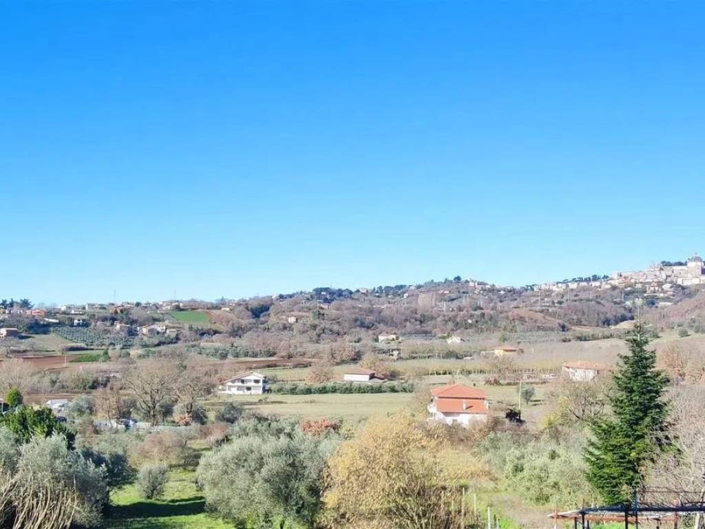 appartamento in vendita a Montefiascone