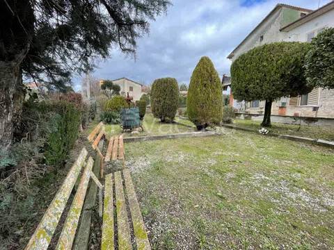 casa indipendente in vendita a Montefiascone