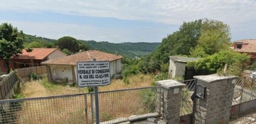 casa indipendente in vendita a Montefiascone