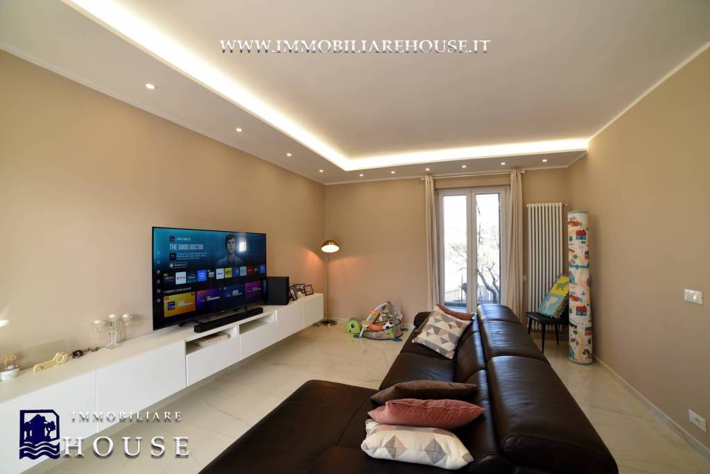 casa indipendente in vendita a Montefiascone