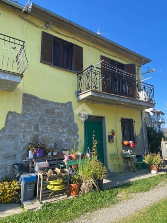 casa indipendente in vendita a Montefiascone in zona Zepponami