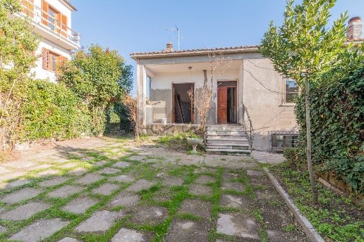 casa indipendente in vendita a Montefiascone in zona Zepponami