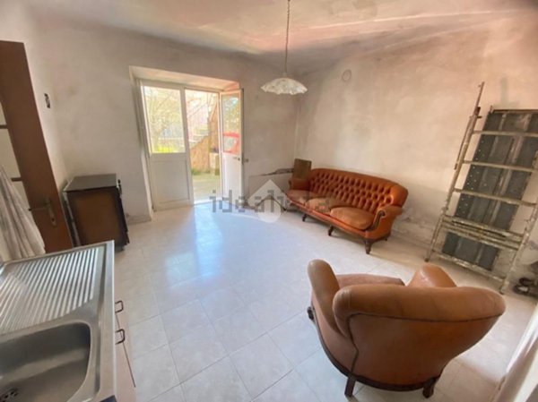 casa indipendente in vendita a Montefiascone